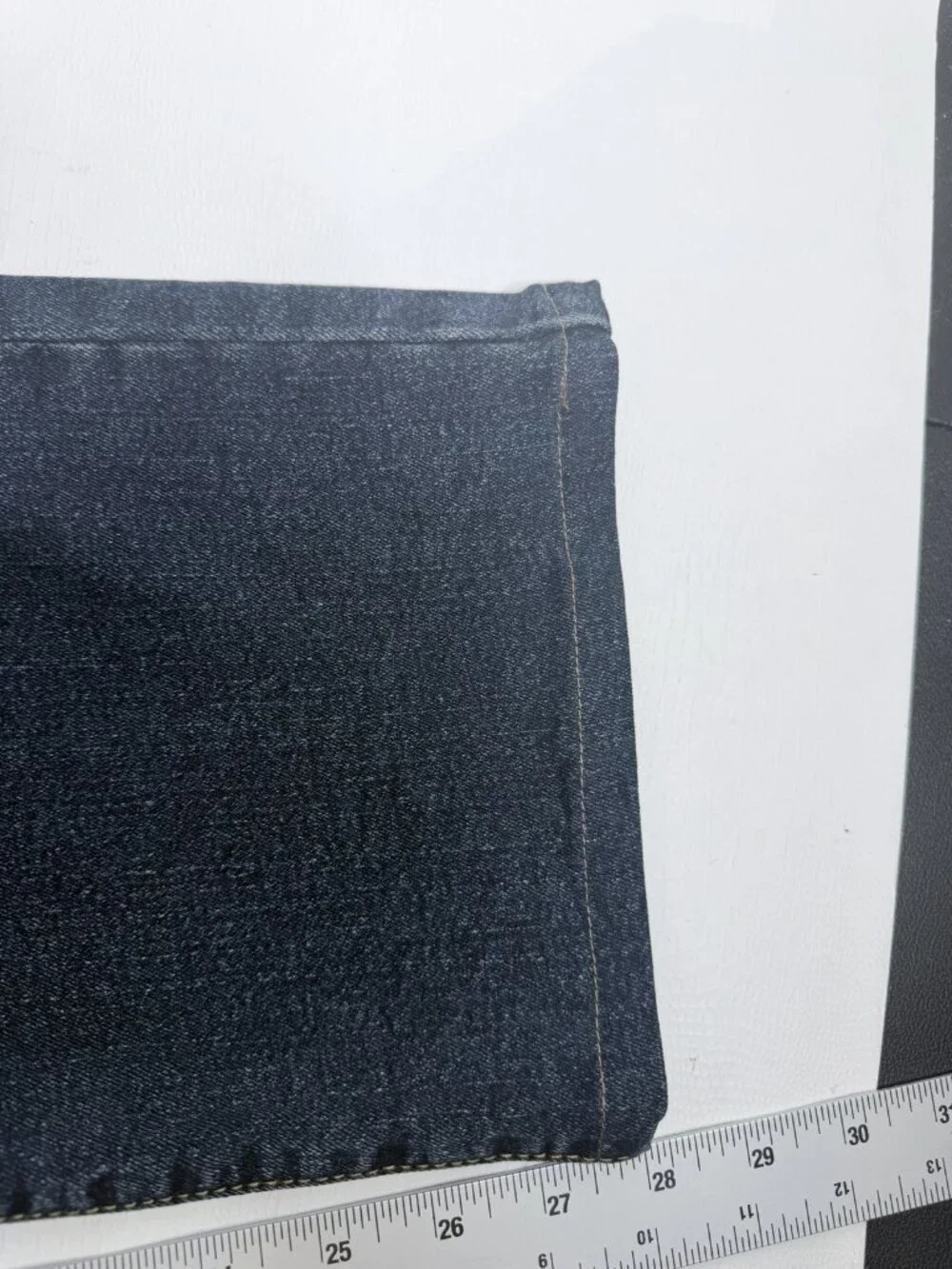 True Religion Jeans Mens 36 x 28 Ricky Big T Relaxed Straight Flap Pocket Denim